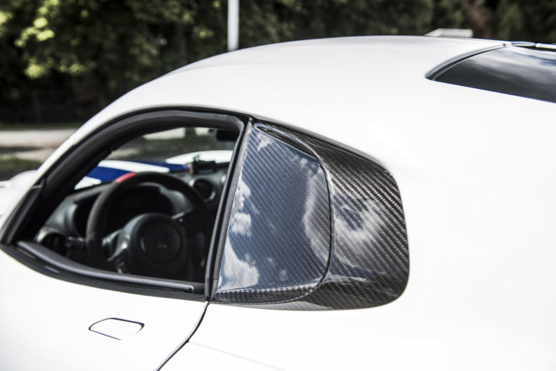 11-geigercars-2016-dodge-viper-acr-carbon-fiber-air-intake-cover