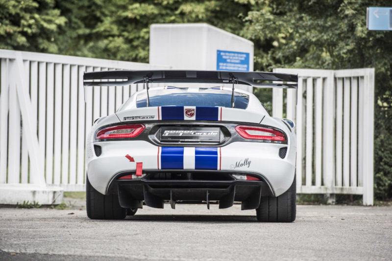 5-geigercars-2016-dodge-viper-acr-rear-view