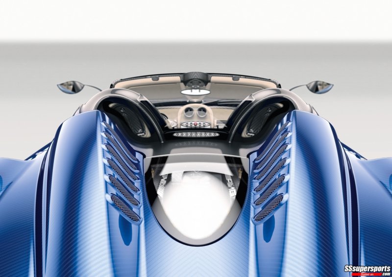 16-2018-pagani-huayra-roadster-glass-engine-cover