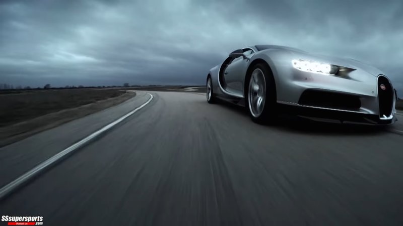 2-cristiano-ronaldo-test-drive-bugatti-chiron