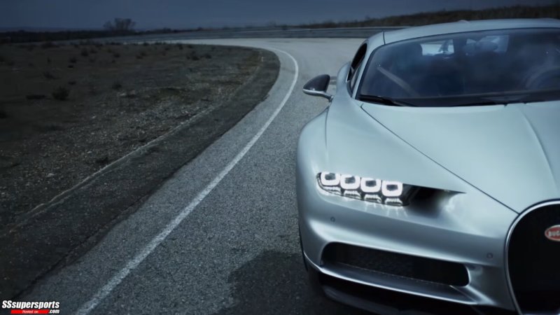 4-cristiano-ronaldo-test-drive-bugatti-chiron