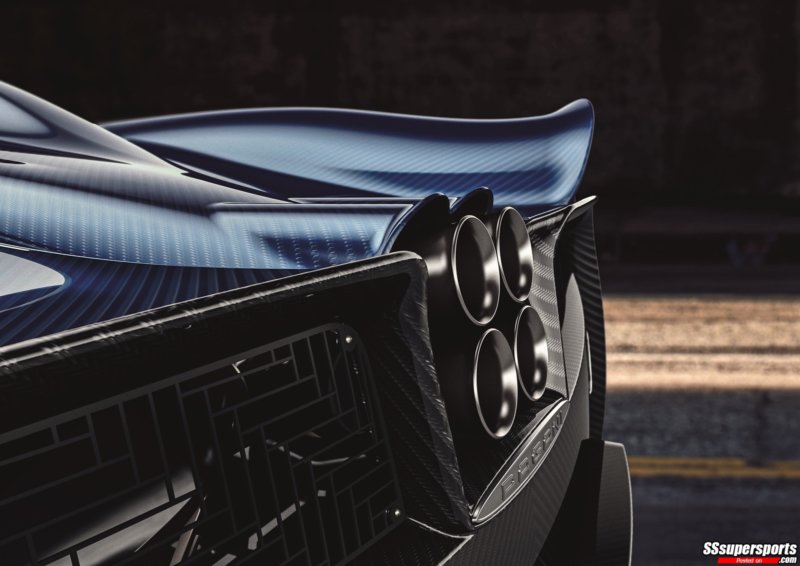 7-2018-pagani-huayra-roadster-exhaust