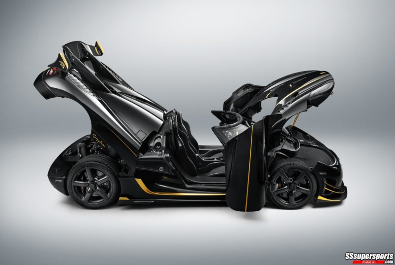 4-koenigsegg-agera-rs-gryphon-side-angle-open