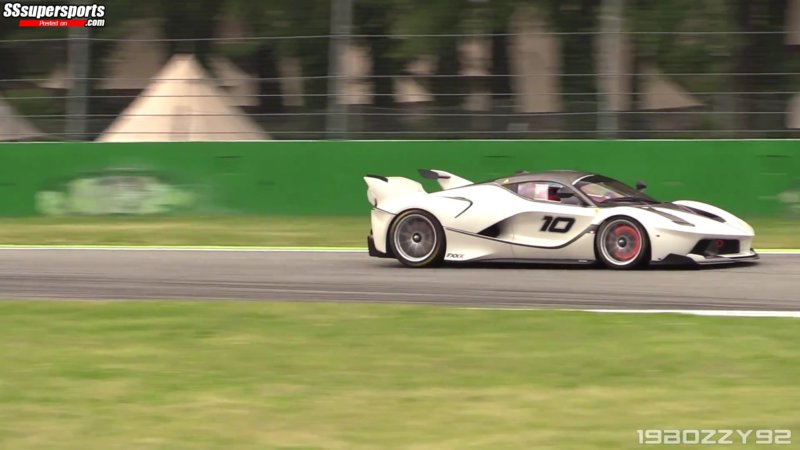 7-white-laferrari-fxx-k-10-glowing-brakes-monza-track