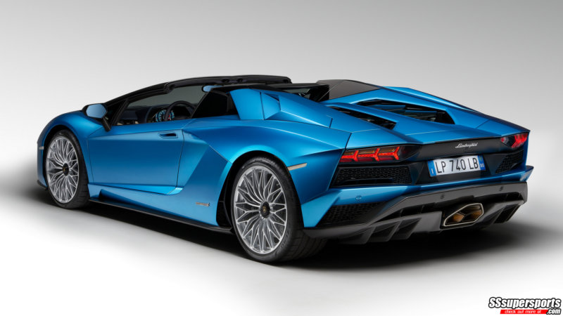 4-2018-lamborghini-aventador-s-roadster-rear-side-view-top-down