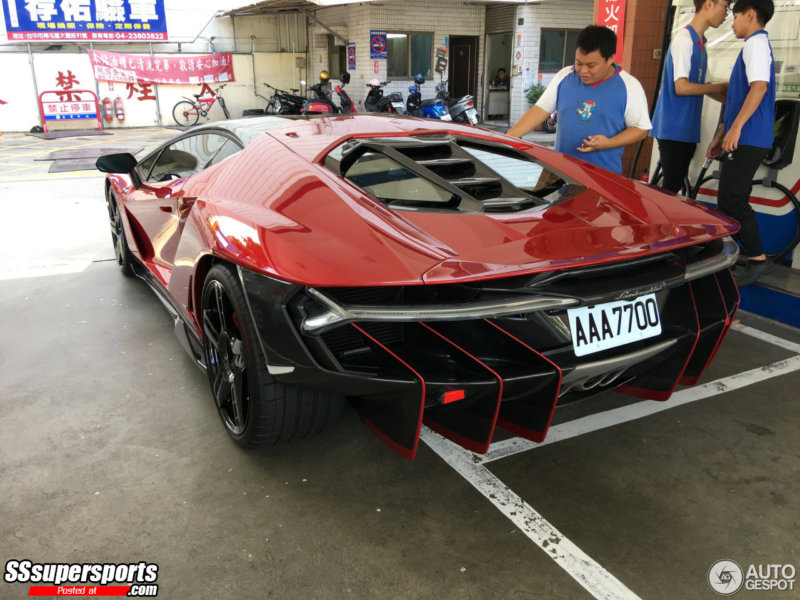 4-rosso-efesto-lamborghini-centenario-lp770-4-spotted-in-taiwan